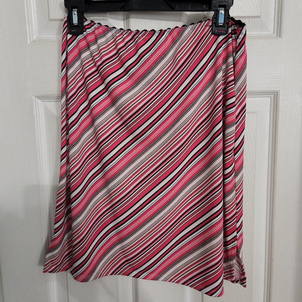 Diagonal striped pull on skirt